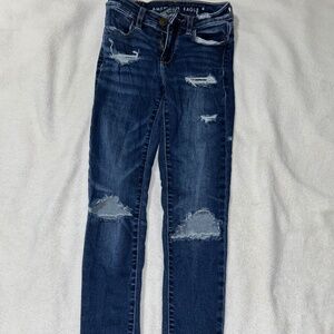 NEW Woman’s American Eagle Skinny Jeans 000R